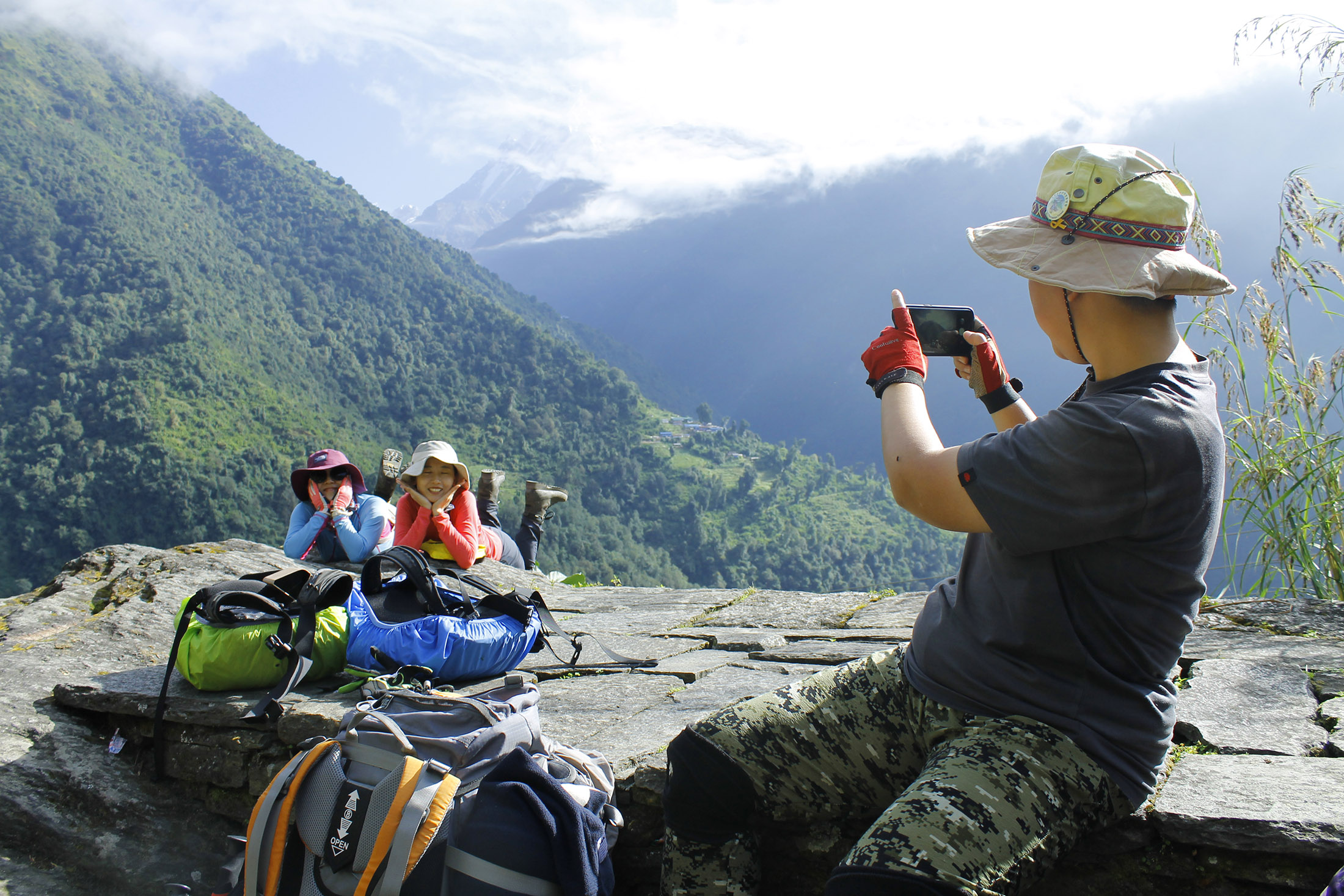 Tourism earnings hit report excessive