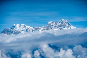 One Canadian among seven climbers dead after avalanche in Nepal